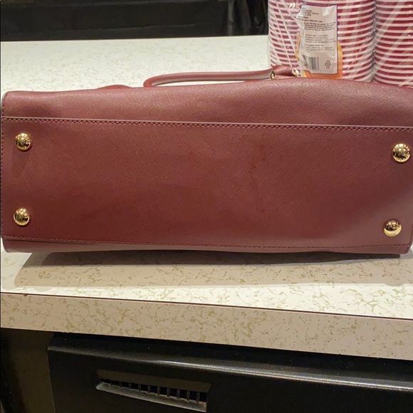 Michael Kors purse with matching wallet. (real) - Picture 8 of 8